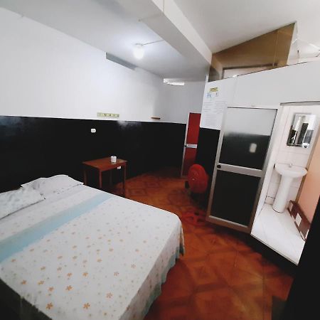 Hospedaje Iroaki Yurimaguas Bagian luar foto