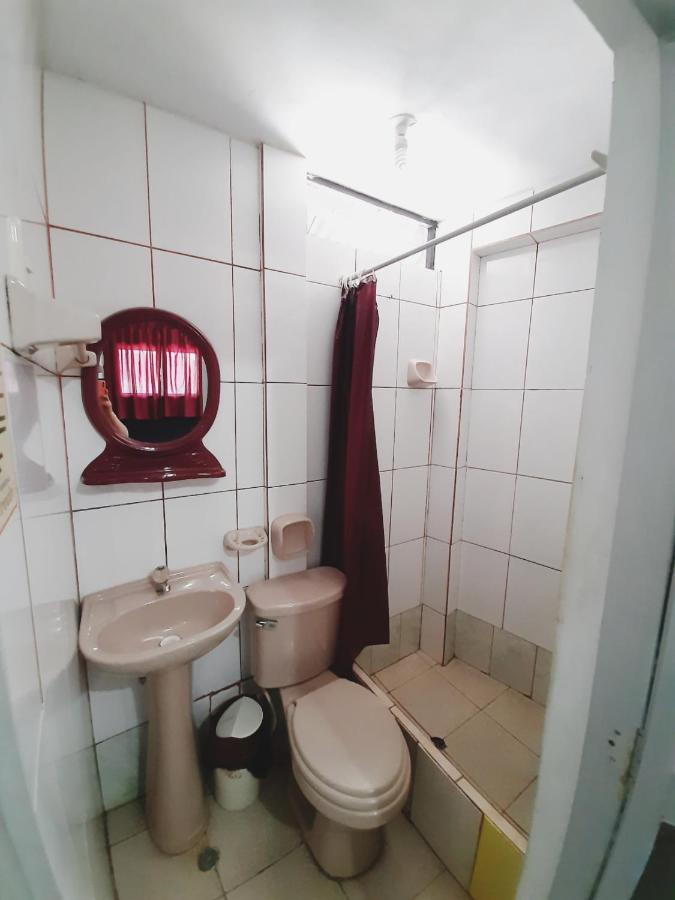 Hospedaje Iroaki Yurimaguas Bagian luar foto