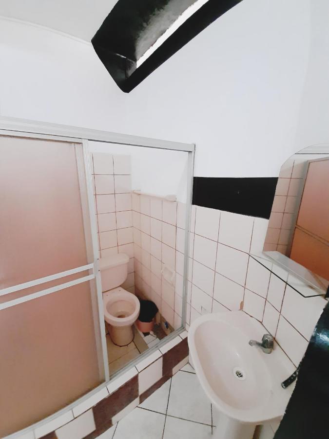 Hospedaje Iroaki Yurimaguas Bagian luar foto