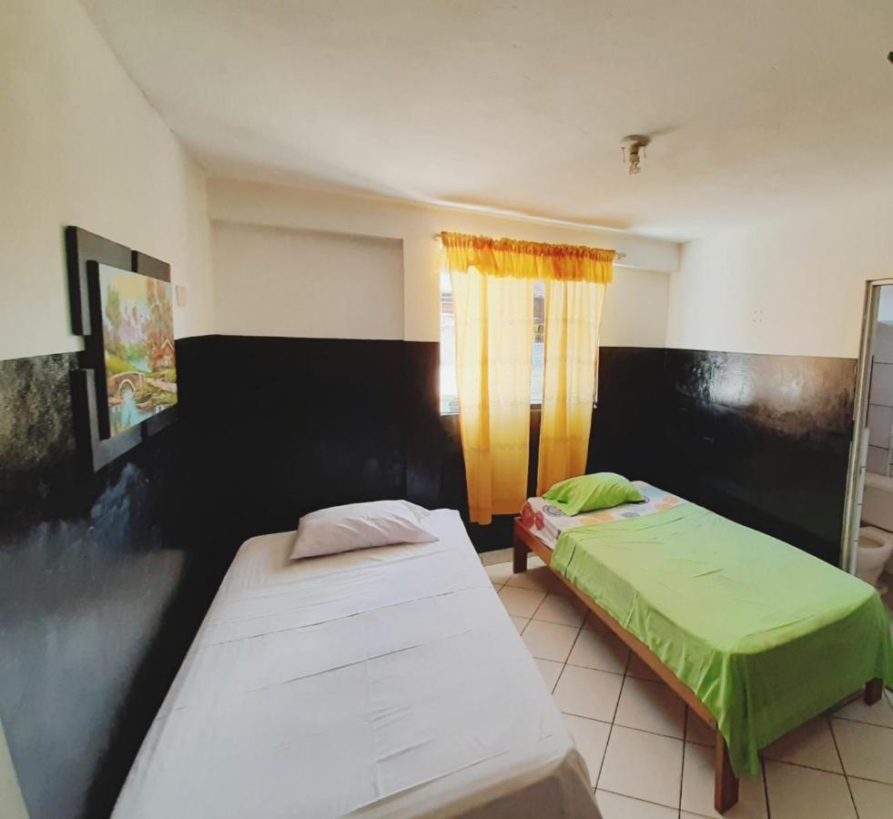 Hospedaje Iroaki Yurimaguas Bagian luar foto